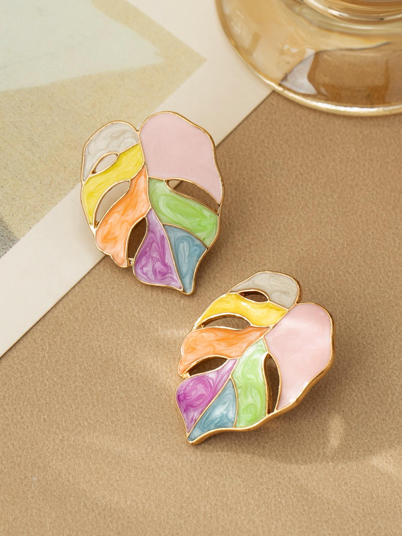 Персонализированные серьги-гвоздики в форме листа Простые изысканные серьги Элегантные и милые серьги