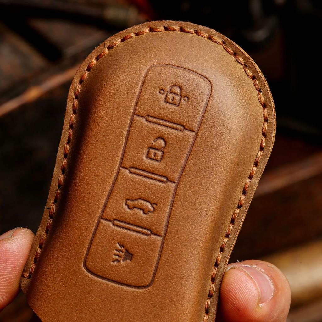 Handmade leather car key bag is suitable for hippocampus key case M3M6S7 Fumeilai Crazy Horse Car Key Case