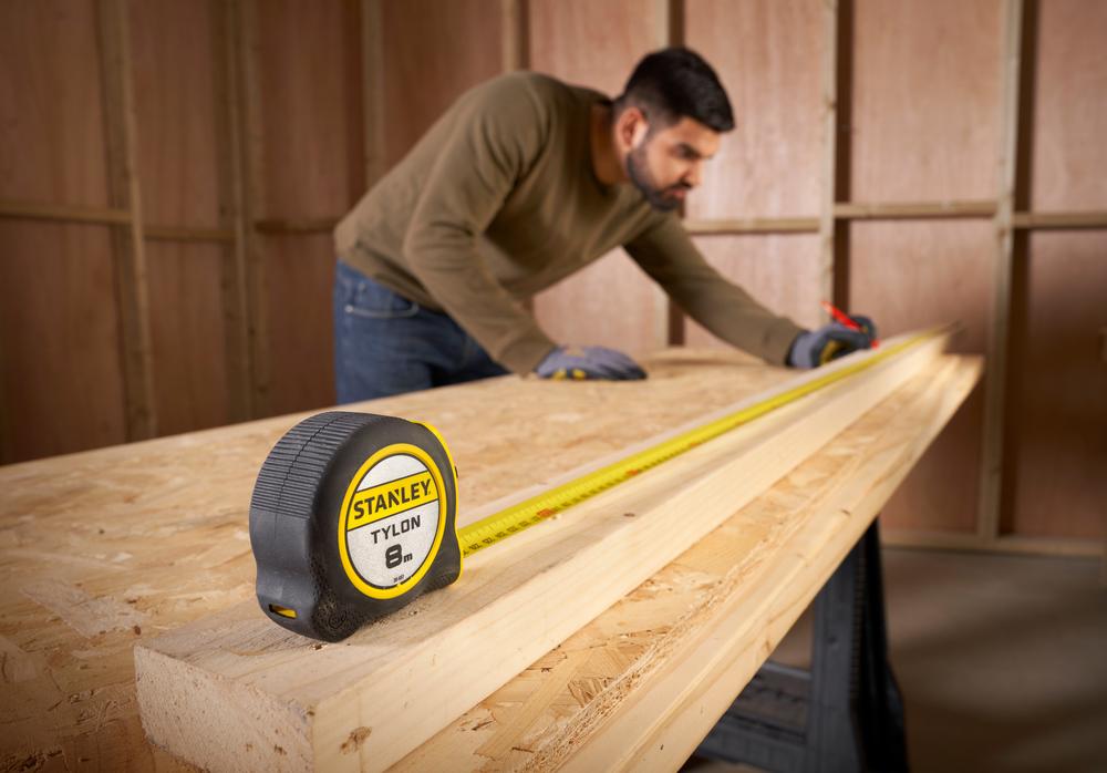 STANLEY TYLON 0-30-657 8m MEASURING TAPE