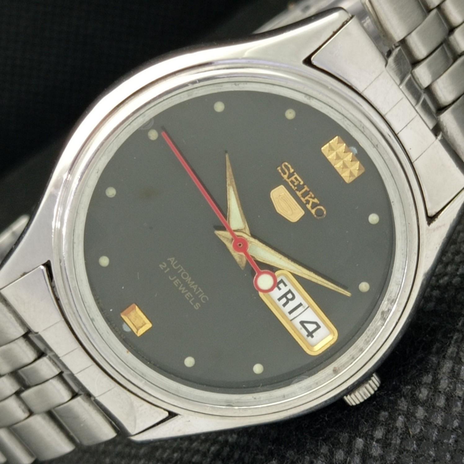 

USED VINTAGE SEIKO 5 AUTO 7S26A JAPAN MENS ORIGINAL DIAL WATCH 608a-a315161-2 SKU608a-a315161