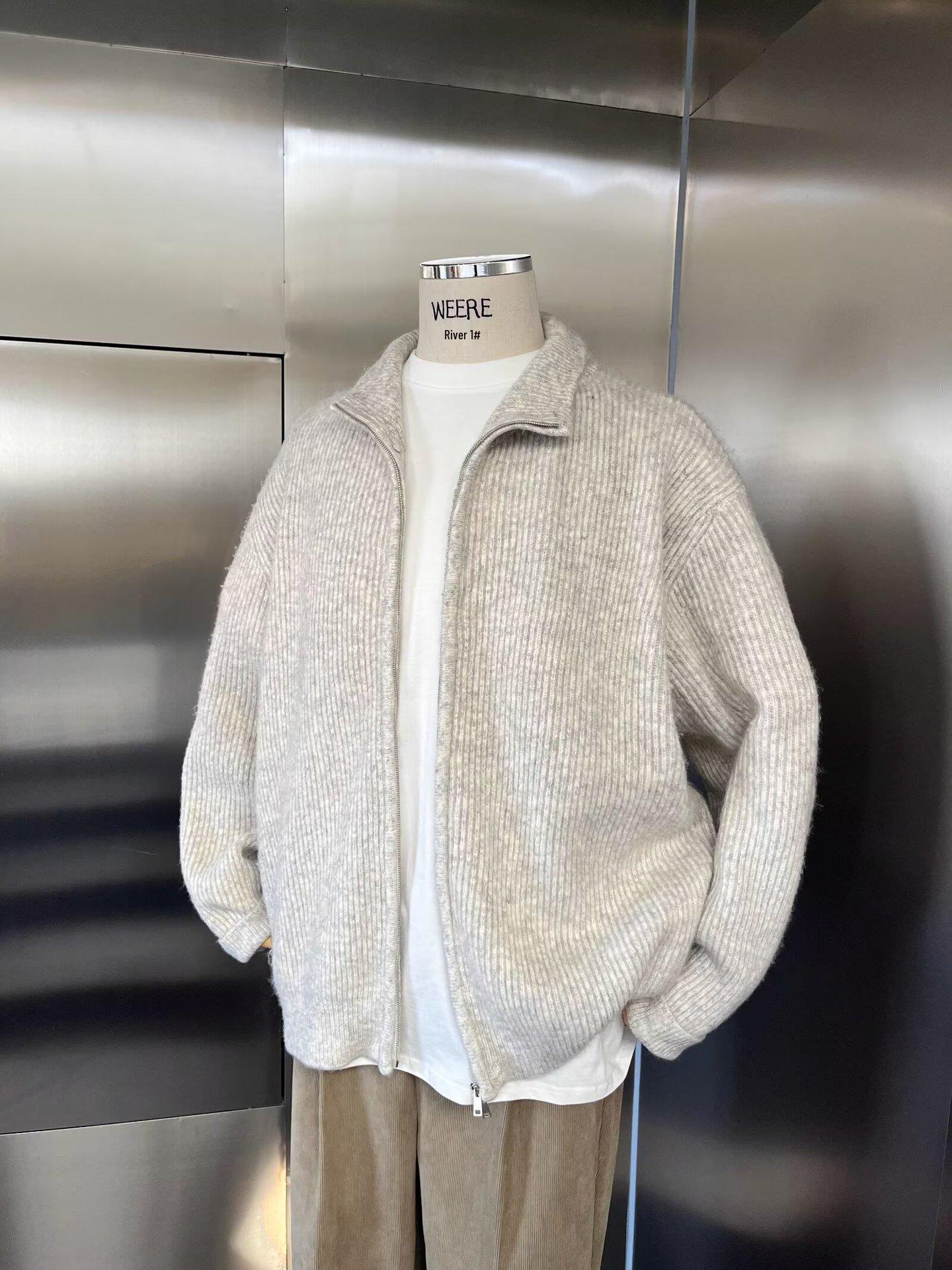 

Autumn & Winter High-Neck Knit Zipper Cardigan Sweater – Original Lazy Loose Fit 2XL [145-155 jin]