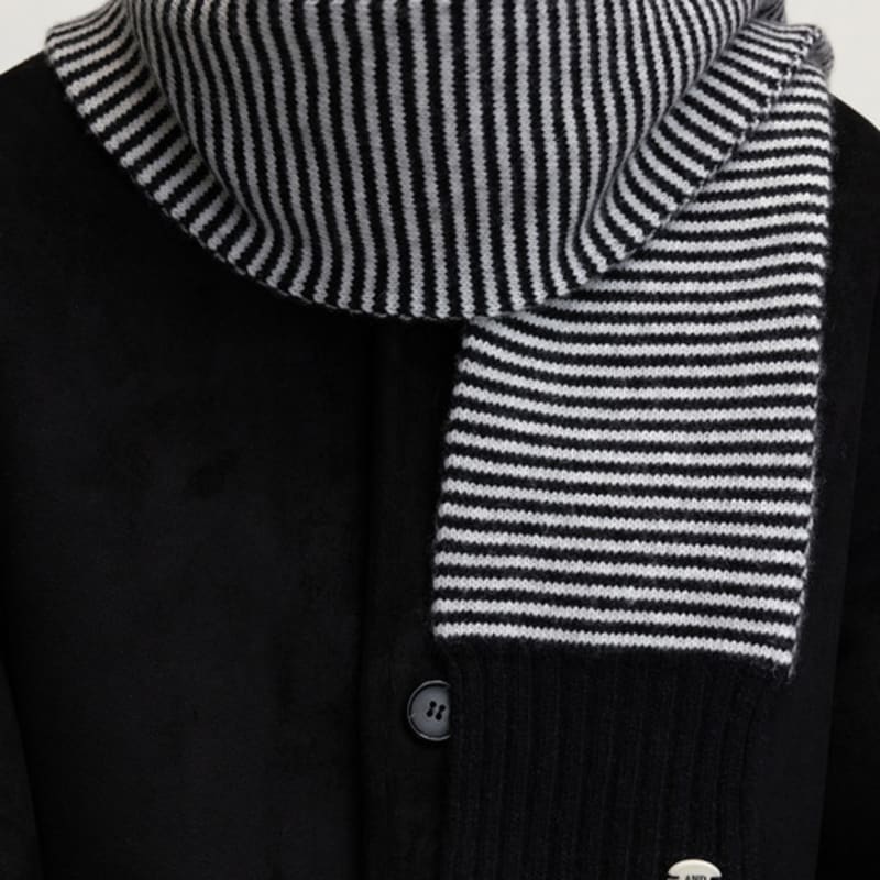ANDNEEDS Cashmere knit muffler (black)