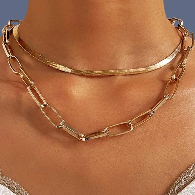 

Fashionable Metal Chain Necklace, Trendy Simple Retro Blade Chain, Multi-layer Pendant Necklace 40CM