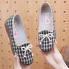 Spring and Summer Women's Singles Shoes One Foot Soft Soled Shoes Flat Bottom Anti Slip Casual Mom Shoes