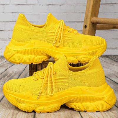 Atmungsaktive Plateau-Sneaker aus Mesh für Damen, Freizeitschuhe, Gelbe Tennisschuhe für Damen, Leichte Strickware, Dicke Sohle, Sportschuhe für Damen