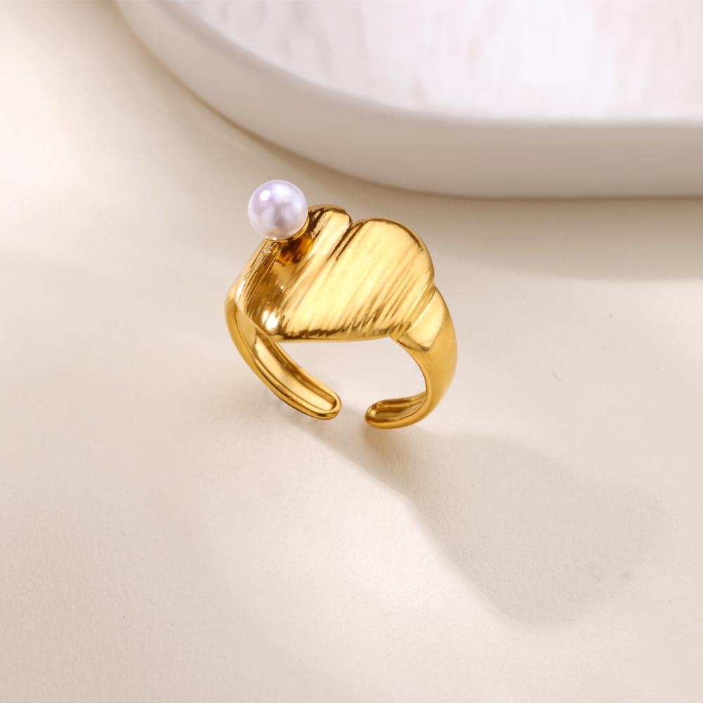 Dainty Heart Stainless Steel Rings Women Anti Fading Artificial Pearl Ring Aesthetic Golden Jewelry Vacation Accessories Gift