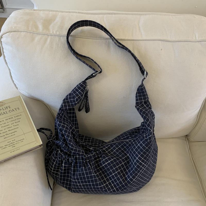 New Fashi Hobo Bag Winter Autumn Grid Drawstring Shoulder Bag High Quality Material Design Storage Crossbody Bag