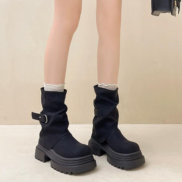 Design Sense Pleated Sense Solid Color Platform Martin Boots Women's 2025 Autumn and Winter Fashion Versatile Retro Platform Locomotive Boots