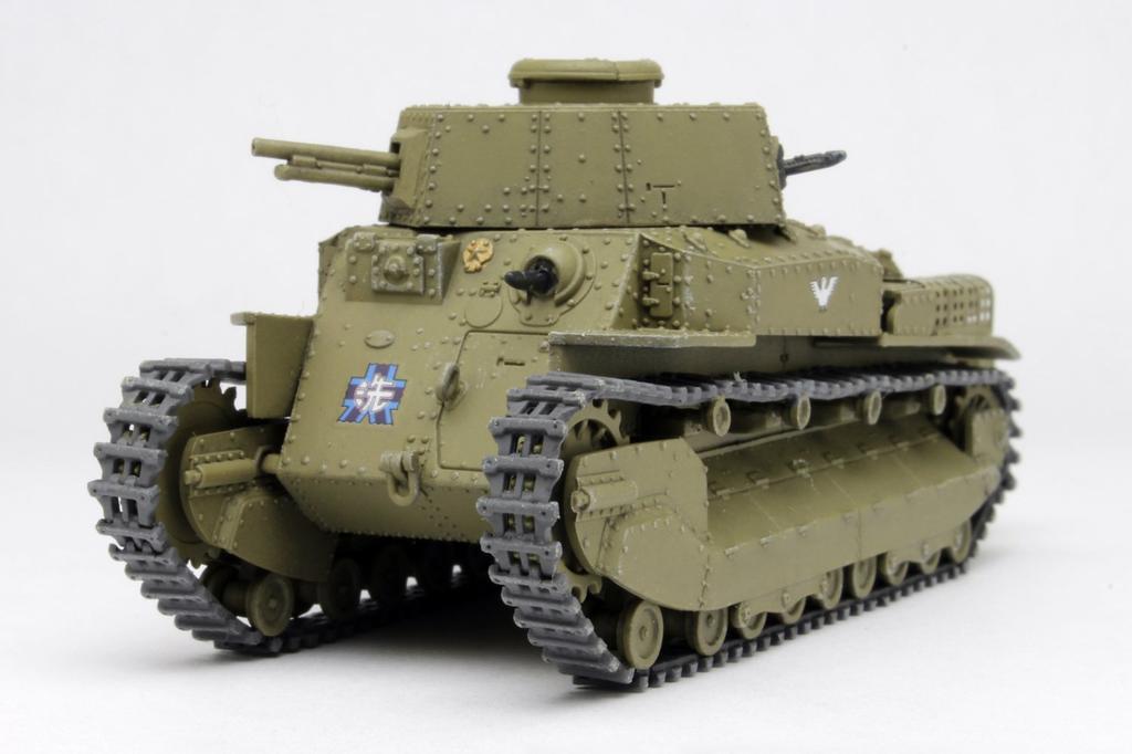 PLATZ Girls & Panzer the Movie Type 89 Medium Tank Type A Duck Team 1/72 Scale Plastic Model Kit, Approximately 80mm Long (GP72-13)