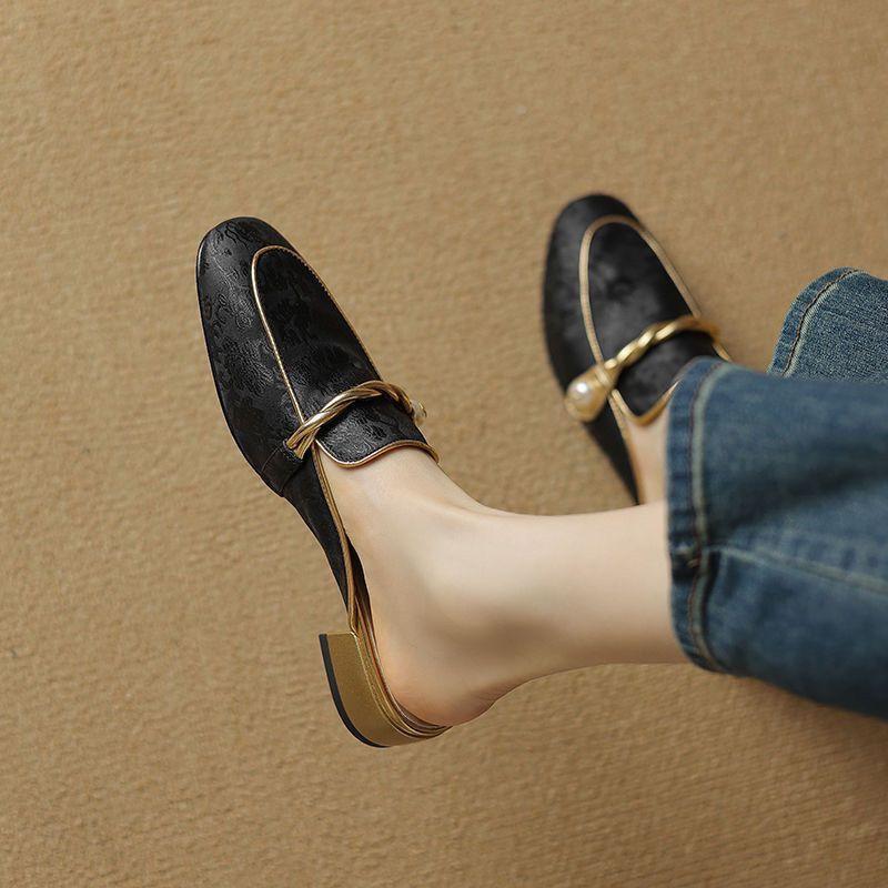 Retro Medium Heel Woman Slippers Round Toe Shoes for Women Top Designs Stylish Casual Sandals 2025 Luxury Unique Slides On Sale