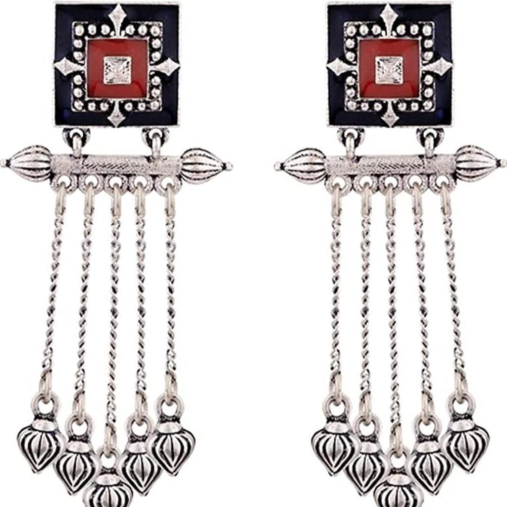 Boucle d'oreille oxydée en argent et laiton pour femmes et filles, collection exclusive élégante et tendance, produit 100 % respectueux de la peau pour boucle d'oreille