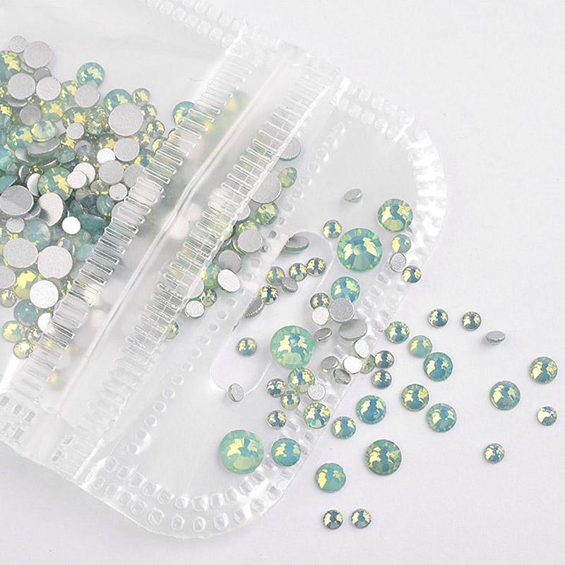 350 STÜCKE Nail Art Flache Nägel Schnee Protein Glas Kristall Farbe Diamant Zubehör Nagelanhänger 3D Nail Art Nageldeko Glitzer DIY Edelsteine