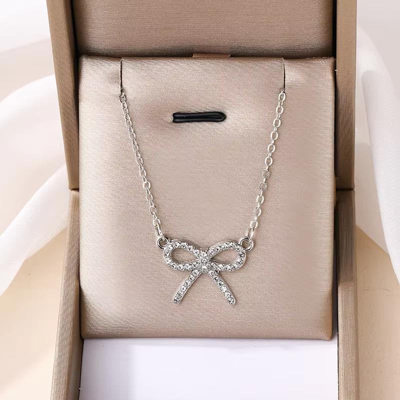 Fashion Rhinestone Bow Pendant Necklace for Women Exquisite Zircon Bowknot Choker Necklaces Office Party Jewelry Lady Gifts серебряный