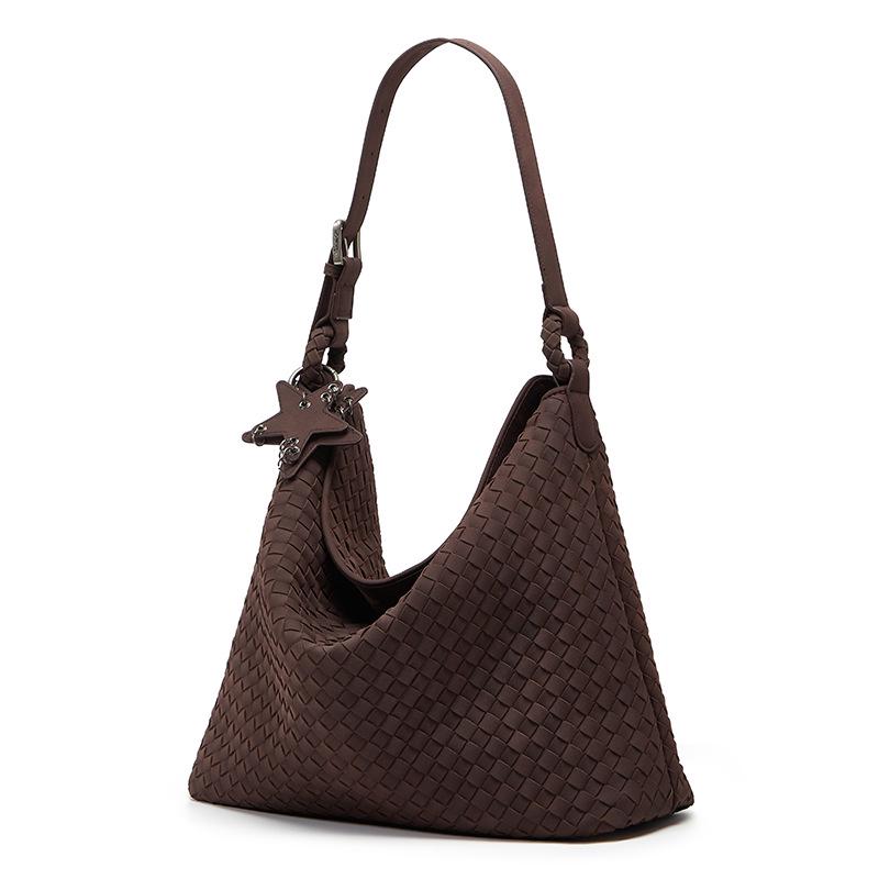 2025 Autumn/Winter Large Capacity Woven Vintage Shoulder Tote