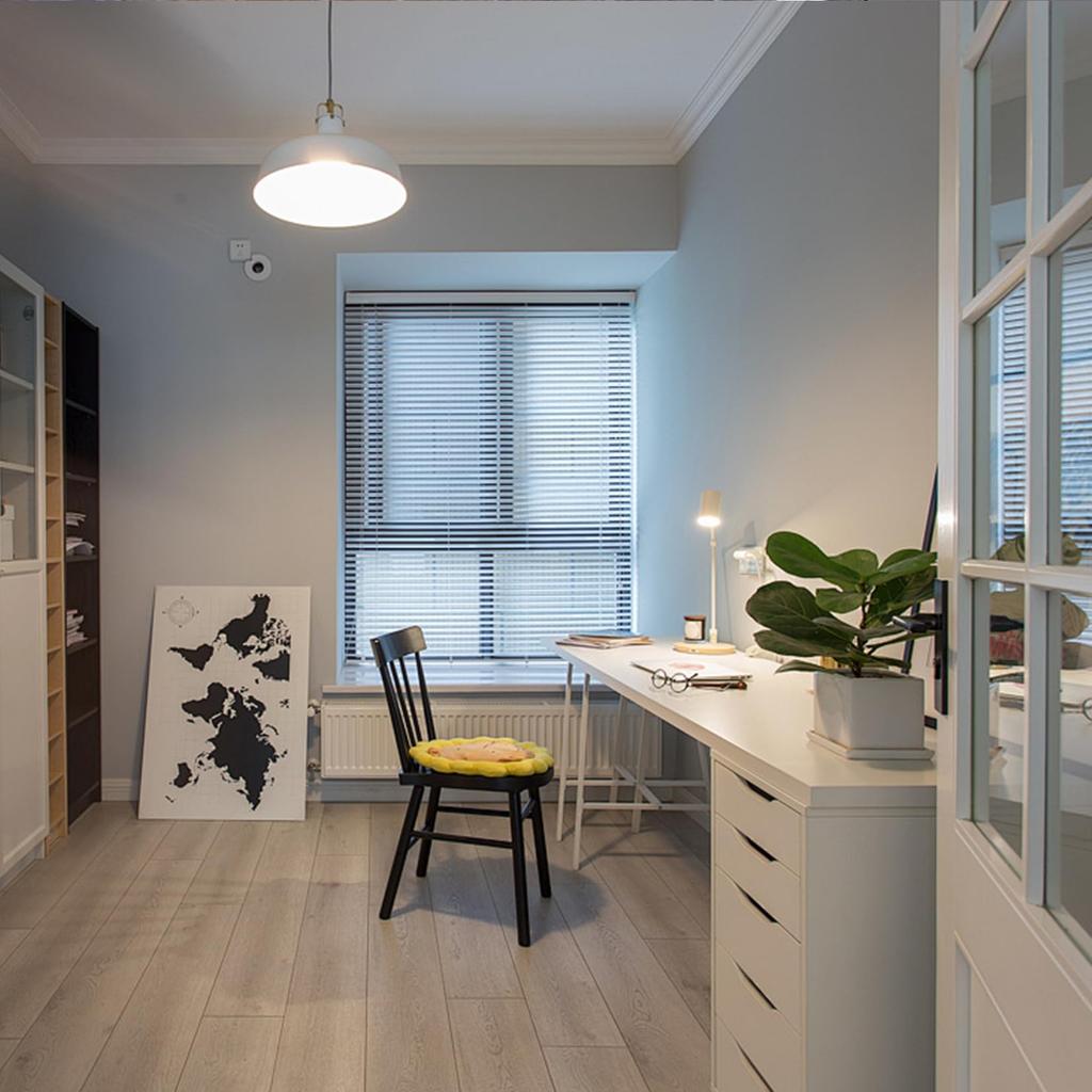 LED light bulb T shape E17 base 60W type equivalent daylight color 6500K 1270lm High color rendering Compatible with insulation material construction