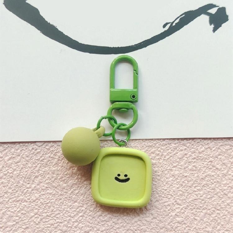 Creative Resin Keychain Decoration Smiling Flower Cloud Heart Bead Bag Pendant Handcrafted Keyring Accessory
