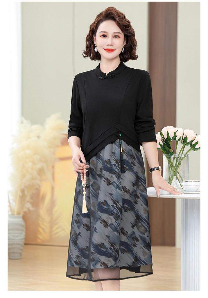 Elegant Splicing Two-Piece Dress: Fashionable Slimming Skirt for Middle-Aged and Elderly Women