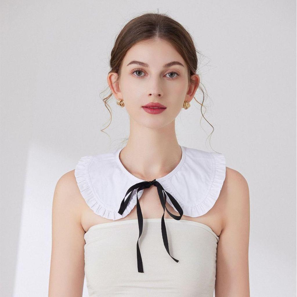 Chic Petal White Cotton Detachable Collar