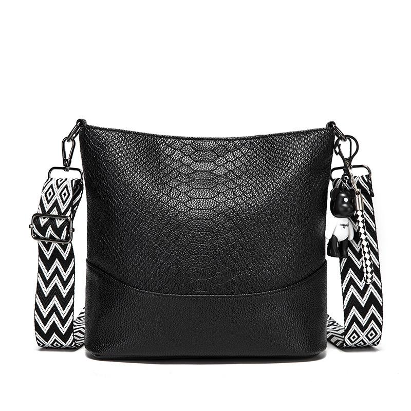 Women's bag wide shoulder strap webbing bag new crocodile pattern trendy new shoulder messenger bag women's bucket bag