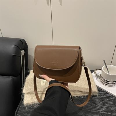 Textured Small Bag Women's New Fashion Simple Messenger Small Square Bag Atmospheric Niche Design Retro Shoulder Bag