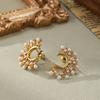 Schmuck Neue Ohrringe Elegant und Modisch Damen Luxus Design Blumenohrringe Simulierte Perle Tägliche Accessoires Geschenke