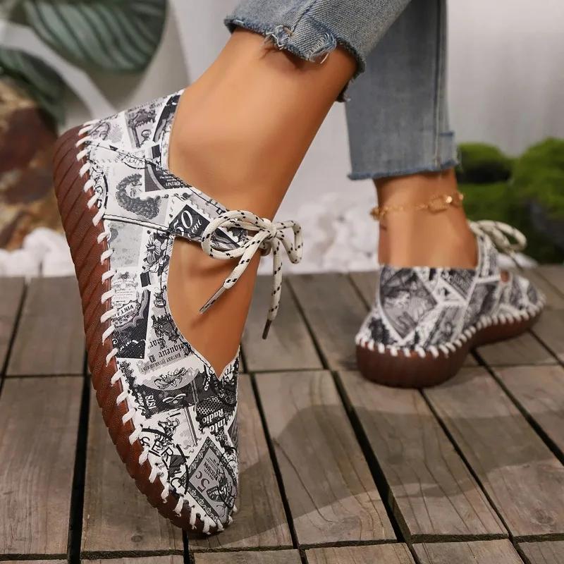 Summer Sandals Women's Embroidered Casual Leaky Heel Soft Sole Ethnic Chinese Style Fashion Ethnic Style Shoes  flats