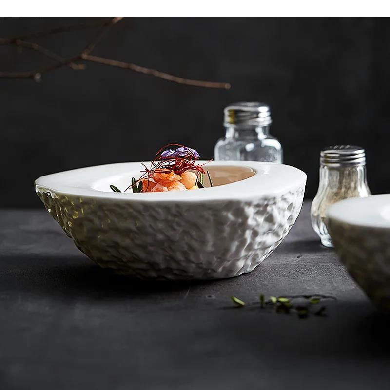 Simple White Special-shaped Ceramic Dinner Plate Salad Dessert Household Tableware Egg-shaped Insulation Bowl Kitchen