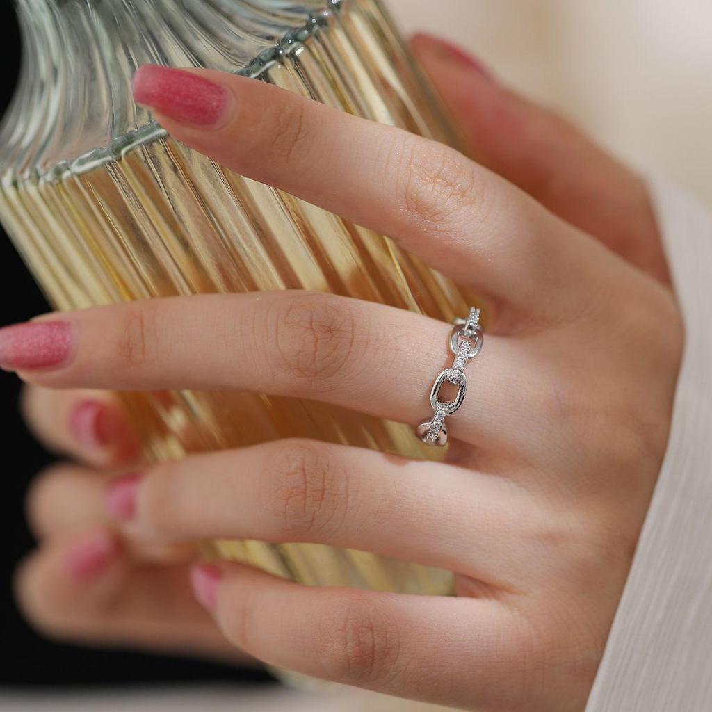 Trendy European & American Micro-Paved Hip-Hop Cuban Chain Ring for Women