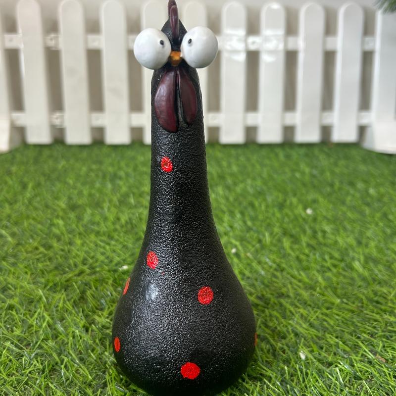 Resin Staring Rooster Decor, Ideal for Halloween, Thanksgiving and Christmas Home Ornament & Gift.