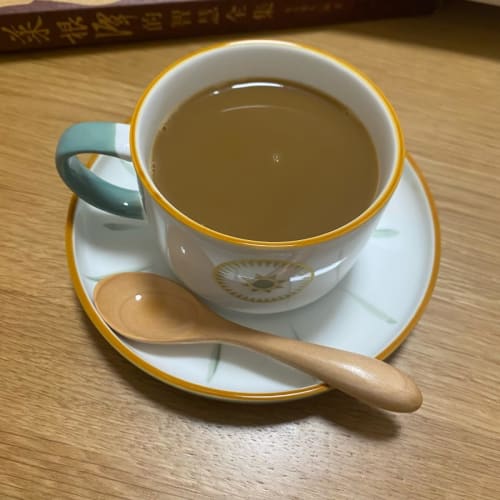 Set mit 4 Holzlöffeln mit halbkreisförmigen Griffen für den Heimgebrauch, Kaffeelöffel und Dessertlöffel, 12,2 cm x 2,8 cm (HM122TMQ*4)