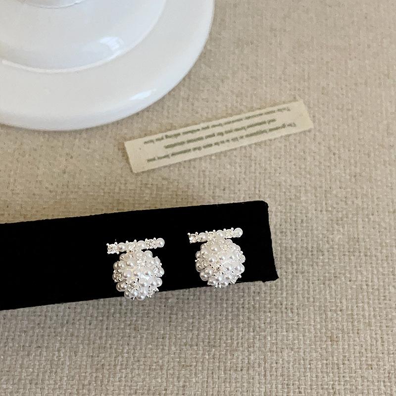 Minimalist Zircon Flower Pearl Round Earrings Women Luxury Trendy All-match Jewelry