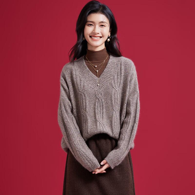 Women's Thick V-Neck Cable Knit Wool Blend Sweater