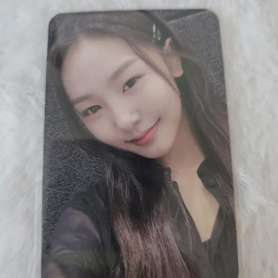 

Island 2 Sonjuwon 40,000 Won Pre-order Benefit Photo Card