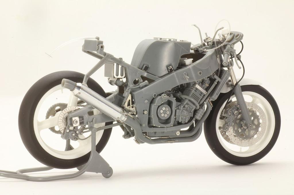 Top Studio Yamaha Detail Up Set Fujimi TD23094 FZR-750 1/12