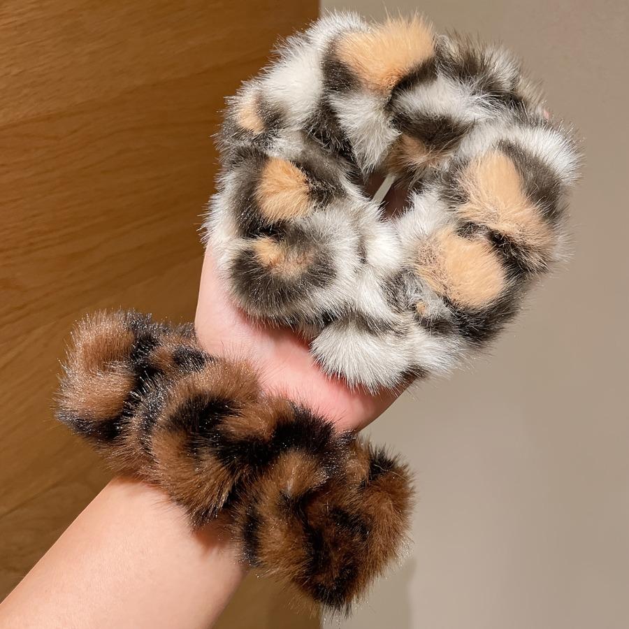 2pcs Women's Plush Big Hair Ties, Leopard Print Flannel Hair Accessories, Holiday Celebration Gift, Suitable for Multiple Occasions