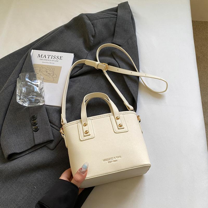 Niche design shoulder messenger bag high-end handbag new bag women's 2025 trendy fashion versatile bucket bag