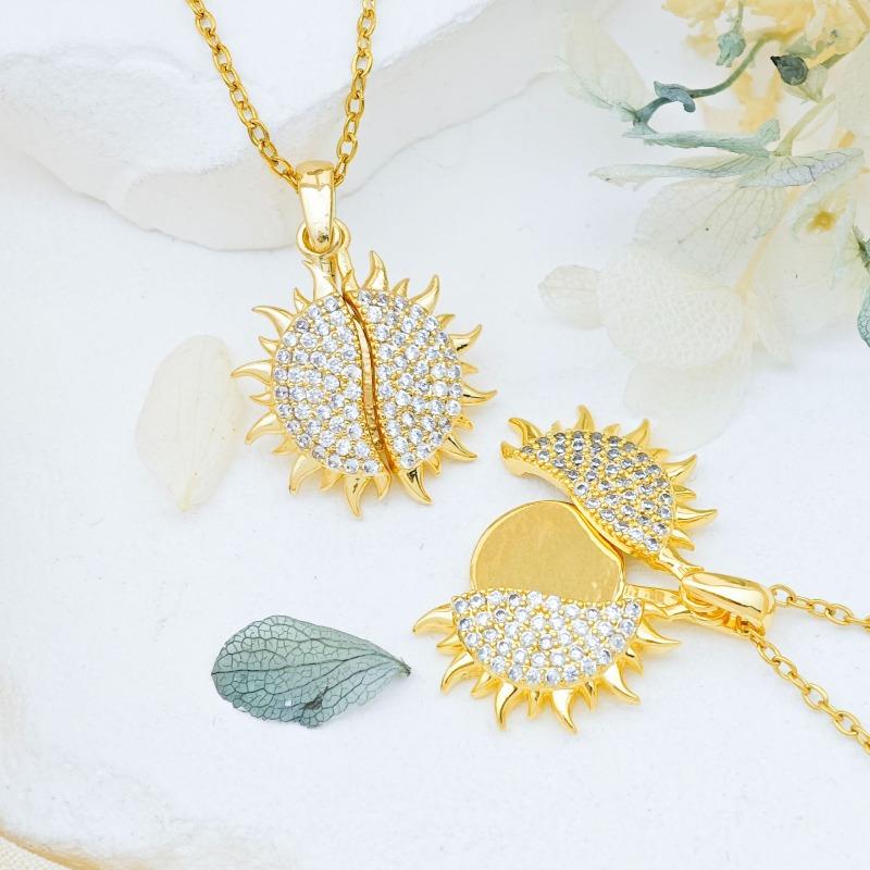 Heart-shaped Open and Closing Wings Creative Fashion Necklace for Women, Simple and Elegant Luxury Design with A Touch of Sophistication.