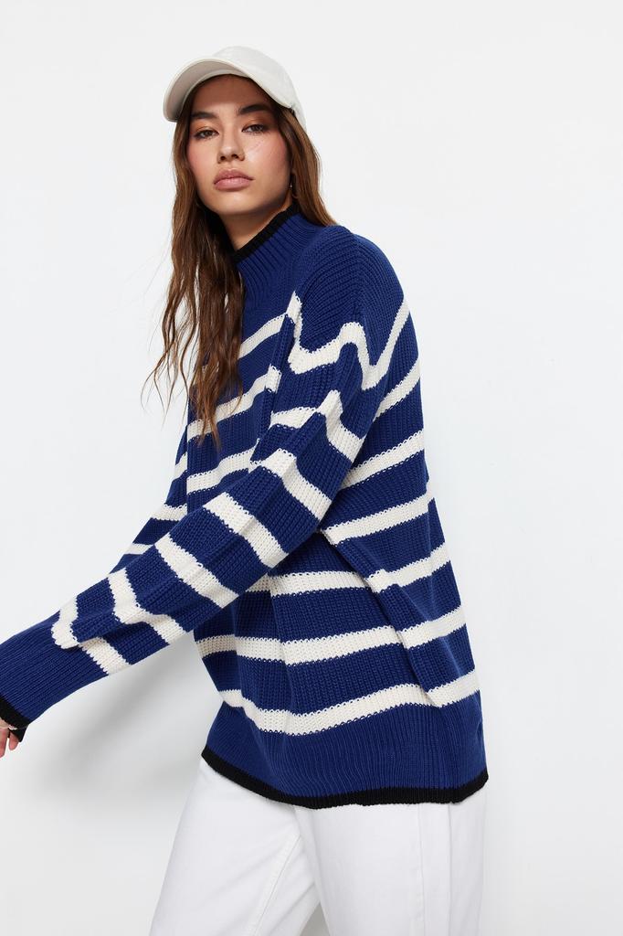 Women's Fashion New Sweater Black Wide Pattern Striped Knitwear Sweater
