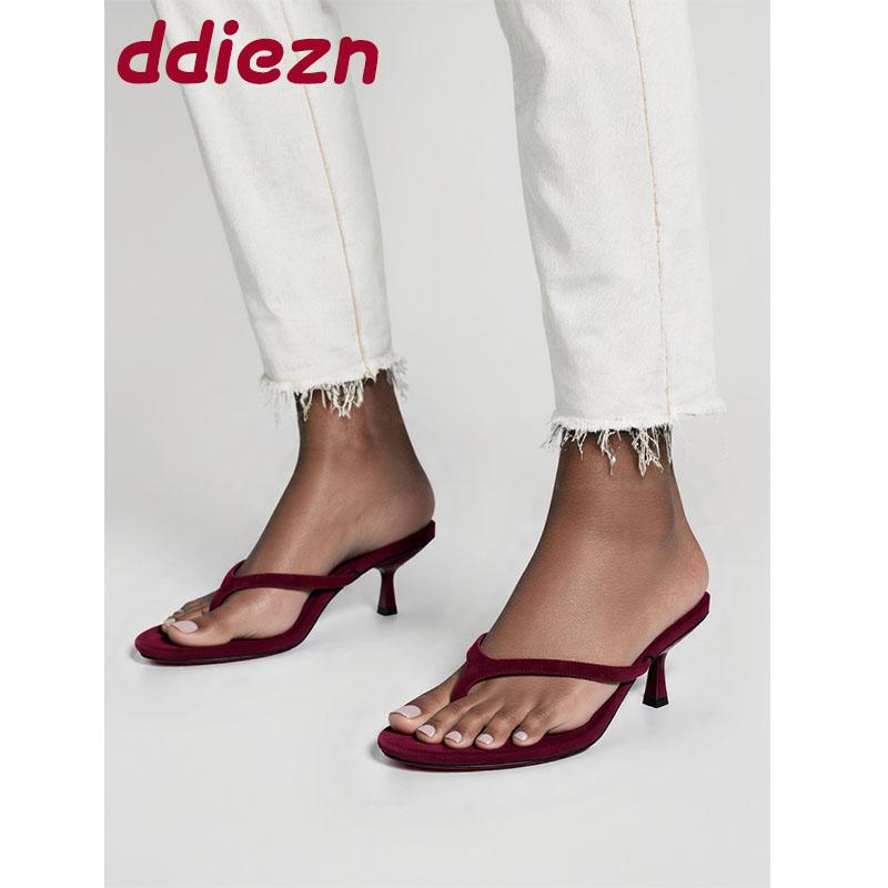 Fashion Fashion Flock Women Low Heel Slippers New In Summer Beach Slides Female Flip flops Round Toe Ladies Heeled Slippers Shoes Pumps