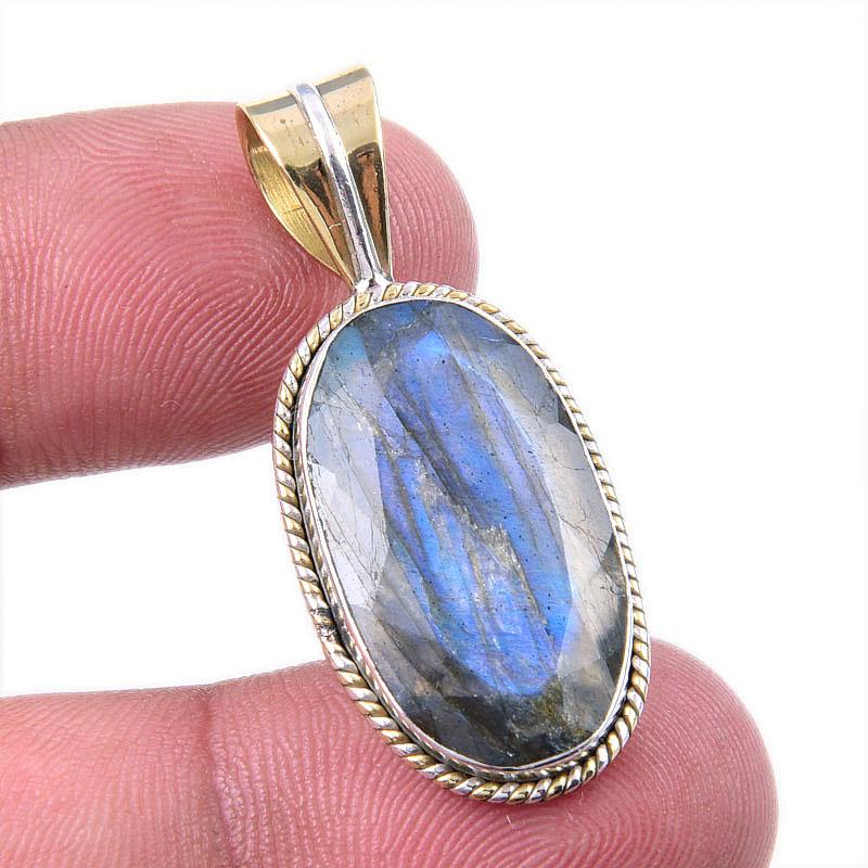 

Natural Labradorite 925 Solid Sterling Silver Jewelry TwoTone Pendant 1.50 Z4v80