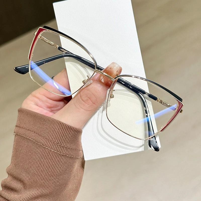New Fashion Metal Eyeglass Frames Anti Blue Light Glasses Lightweight Comfortable Computer Goggles for Men Women