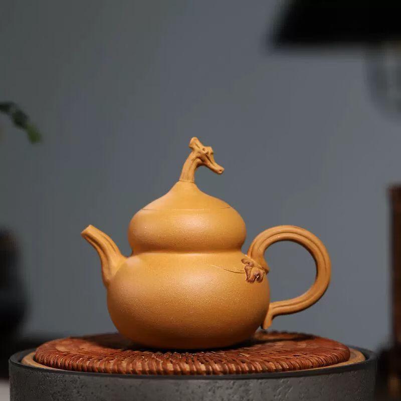 Handmade Yixing Zisha Gourd Teapot