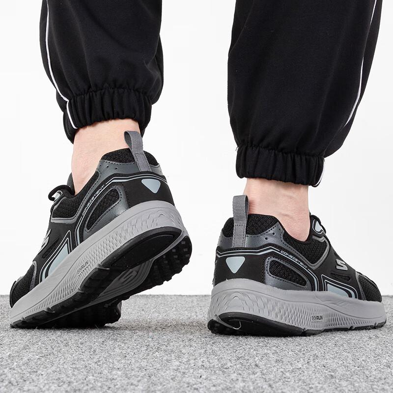 Skechers Men's Lightweight Running Shoes 220034