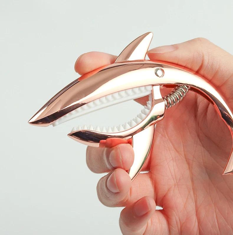 

Guitar Capo Metal Guitar Tuner Clamp Zinc Alloy Professional Key Trigger Capo for Acoustic Electric Guitar with Rubber Grip розового золота