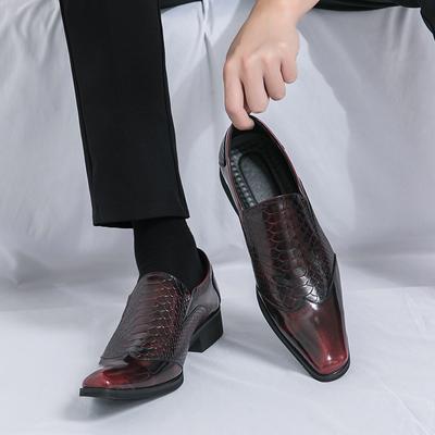 Europäische Version business-formelle Schnür-Spitzleder-Schuhe Herrenmode Patchwork Fußabdeckung Derby-Schuhe