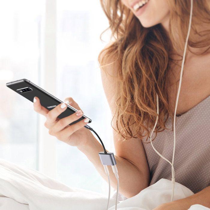 Adaptateur usb-c 2-en-1 - ugreen - usb 2.0 - 1x usb-c mâle - 2x usb-c femelle - jack 3,5 mm - pd 60w