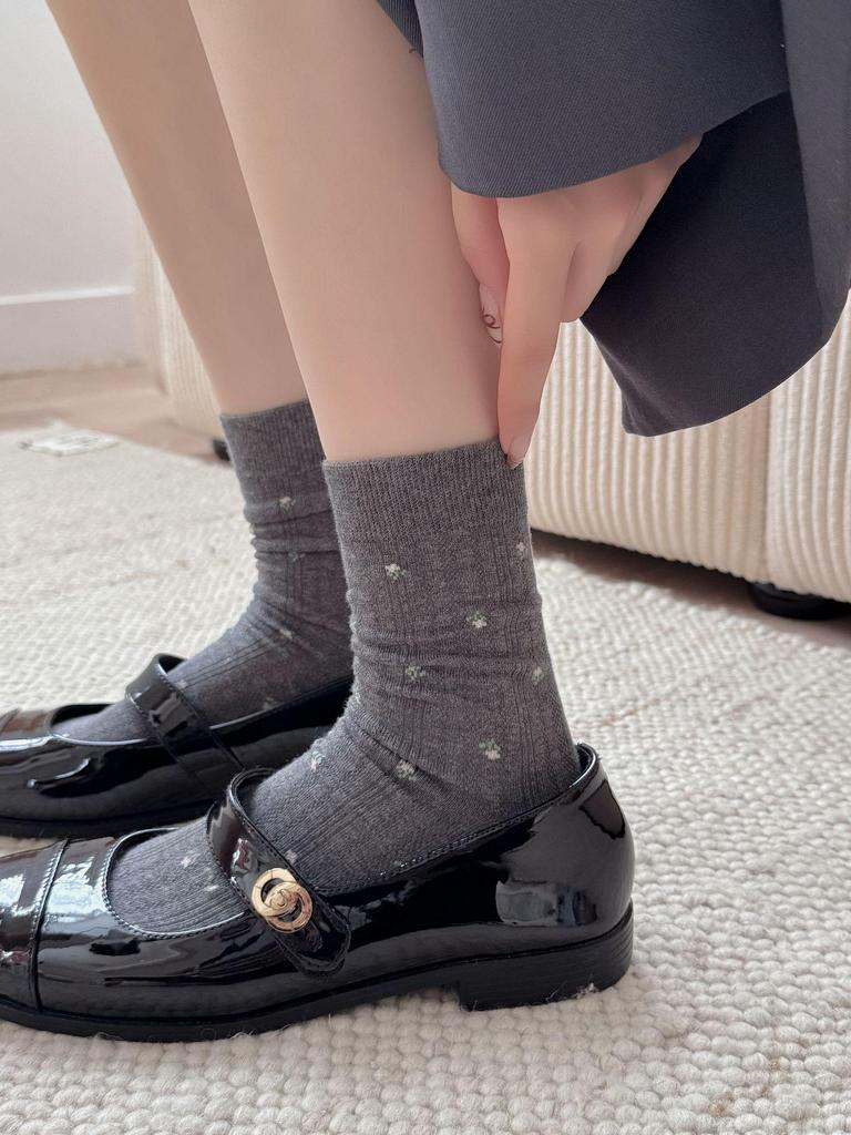 Elegant Ruffle Small Floral Mid-Calf Socks - Women's Versatile Autumn/Winter French Style