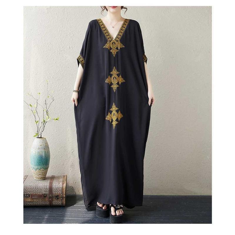 New Embroidered Solid Color Temperament Vacation Bohemian Extra Long Dresses