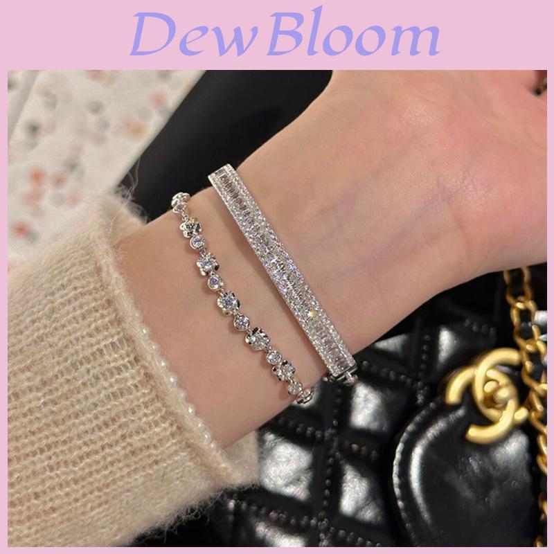 Fashion Minimalist Zircon Buckle Bracelet With Geometric Design For Elegant Office Wear