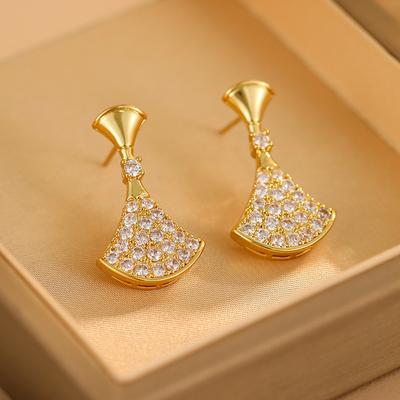 S925 Silver Needle Design Sense Light Luxury Elegant Temperament Small Skirt Stud Earrings Exquisite And Shiny Full Diamond Fan Ear Jewelry Tide